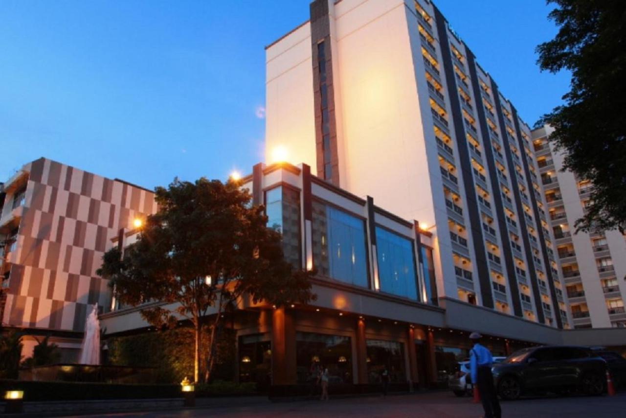 S.D. Avenue Hotel Bangkok Dış mekan fotoğraf