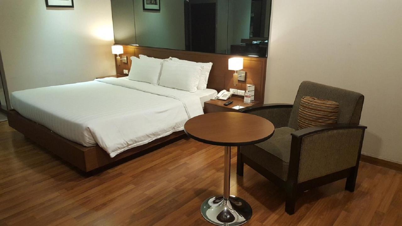 S.D. Avenue Hotel Bangkok Dış mekan fotoğraf